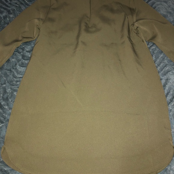 Olive tunic - Picture 2 of 3